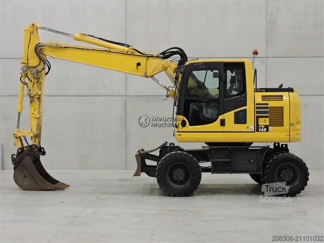 Mobile excavator KOMATSU PW148-10