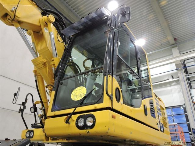 Mobile excavator KOMATSU PW148-10