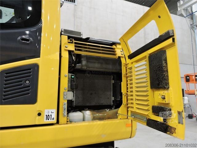 Mobile excavator KOMATSU PW148-10