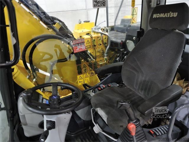 Mobile excavator KOMATSU PW148-10