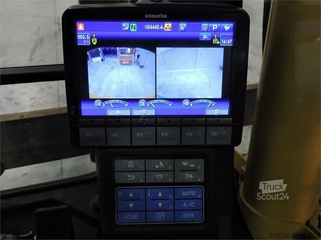 Mobile excavator KOMATSU PW148-10