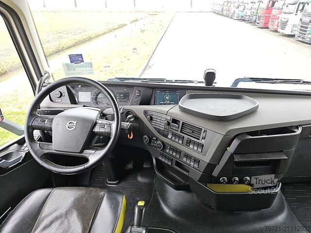 Chassis med førerhus VOLVO FH 16.750 6X2 RETARDER WB 430