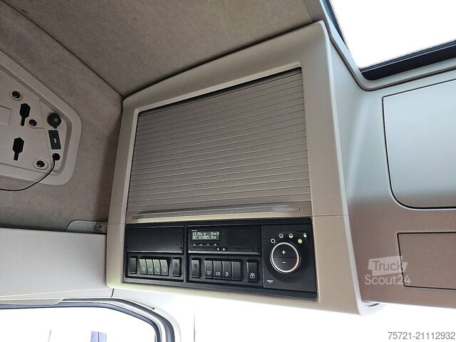 Chassis med førerhus VOLVO FH 16.750 6X2 RETARDER WB 430