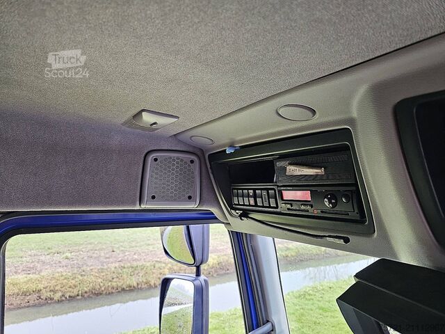 Maleta RENAULT D 250 14.3T 6 CYL. LIFT