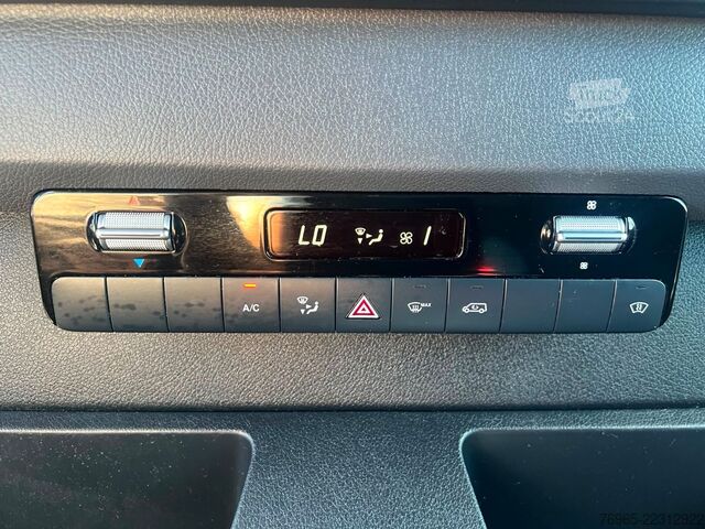 Fourgon tôlé MERCEDES-BENZ Sprinter 314 AUTOMATIK NAVI DISTRONIC KAMERA LED