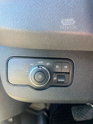 Fourgon tôlé MERCEDES-BENZ Sprinter 314 AUTOMATIK NAVI DISTRONIC KAMERA LED