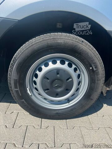 Fourgon tôlé MERCEDES-BENZ Sprinter 314 AUTOMATIK NAVI DISTRONIC KAMERA LED