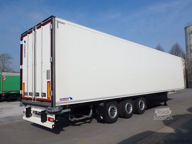 Reefer semitrailer SCHMITZ CARGOBULL SKO 24/L V7 Doppelst./Trennwand vorber./617 Std.