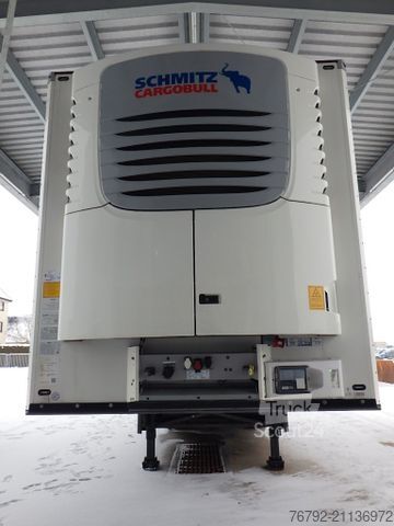 Reefer semitrailer SCHMITZ CARGOBULL SKO 24/L V7 Doppelst./Trennwand vorber./617 Std.