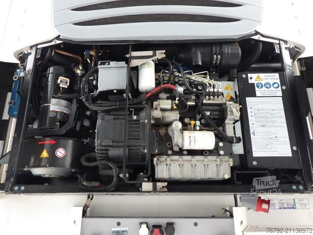 Reefer semitrailer SCHMITZ CARGOBULL SKO 24/L V7 Doppelst./Trennwand vorber./617 Std.