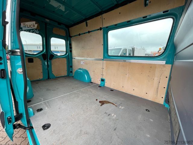 Højt tag varevogn MERCEDES-BENZ Sprinter 211 CDI KA L2H2/ FWD/ MBUX/ CargoPaket