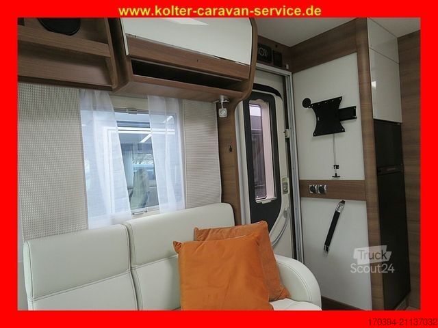 Integrated camper RAPIDO Serie 8F 896F