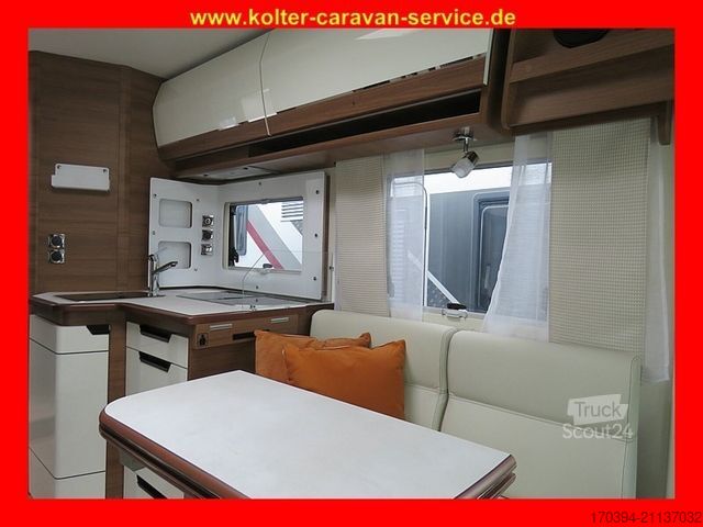 Integrated camper RAPIDO Serie 8F 896F