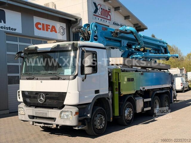 Tovornjak s črpalko za beton MERCEDES-BENZ Actros 3241 8X4 Schwing S31XT - GERMAN - TOP