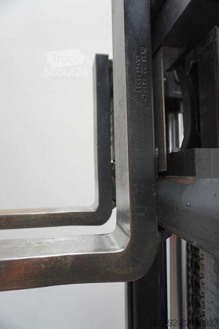 رافعة شوكية Linde E 16 H EVO 386-02