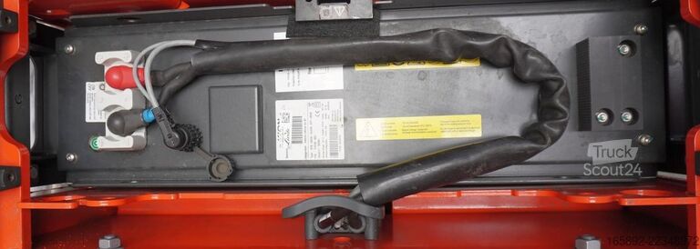 Motostivuitor Linde P 30 C 1190