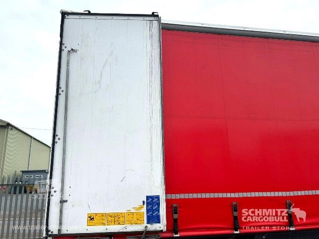 مقطورة نصفية مفتوحة مع قماش مشمع Kässbohrer Curtainsider Standard