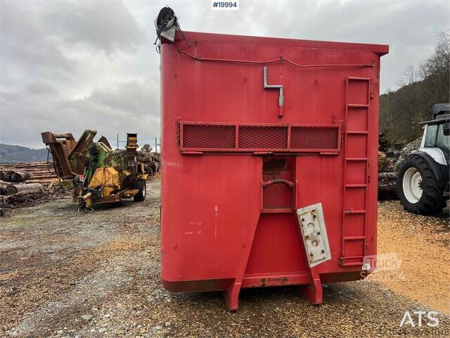 Mașină de construcții CMT 47M3 wood chip container w/ tarpaulin