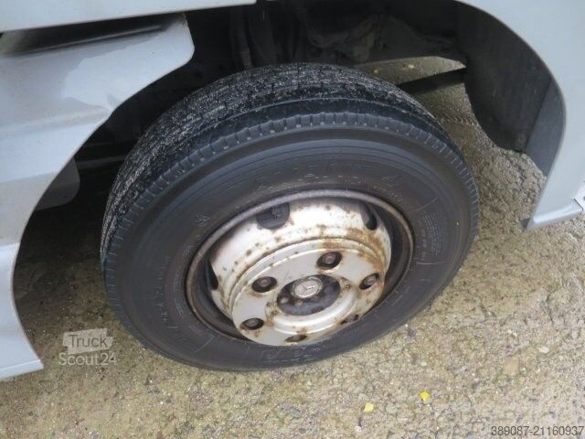 Hög och lång skåpbil Iveco TurboDaily 29L13 Kasten hoch/lang