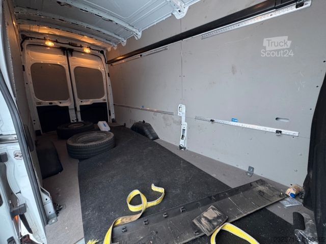 Kombi z visokim stropom FORD Transit Kasten 350 L4H3 TEMPOMAT KAMERA DAB+