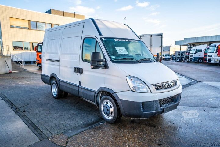 IVECO DAILY 35C11 IVECO DAILY 35C11
