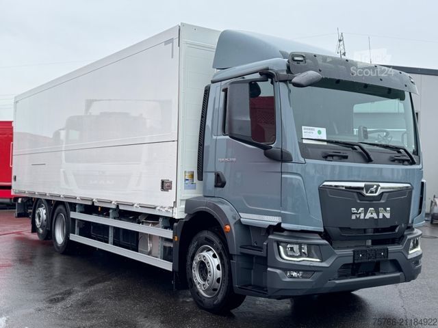 Camion de boissons MAN TGM 26.320 L / LBW / LENKACHSE / 20 PAL