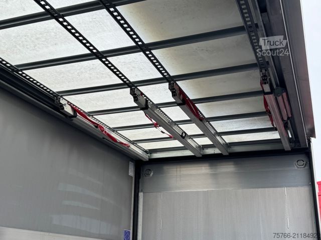 Camion de boissons MAN TGM 26.320 L / LBW / LENKACHSE / 20 PAL