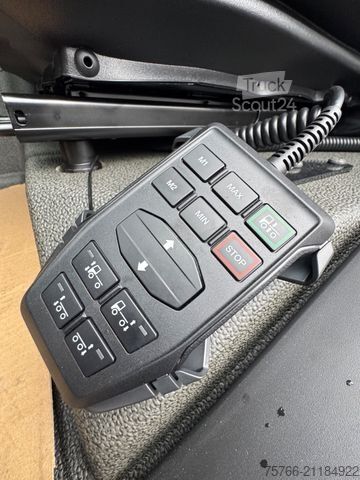 Camion de boissons MAN TGM 26.320 L / LBW / LENKACHSE / 20 PAL