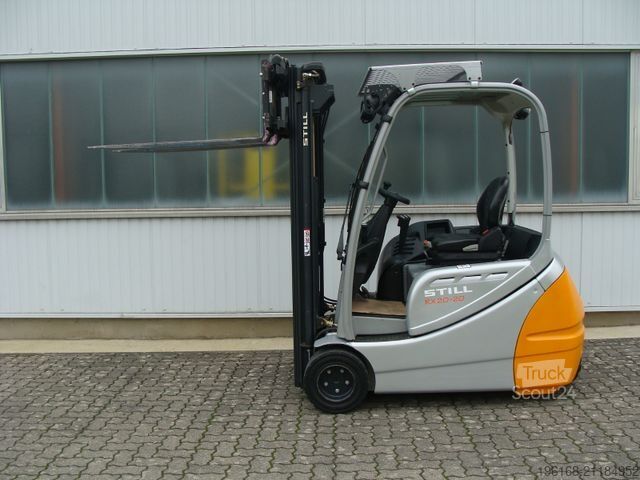 Chariot élévateur frontal STILL RX 20 - 20 TRIPLEX - FREIHUB - SEITENSCHIEBER