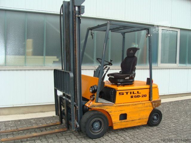 Chariot élévateur frontal STILL R60 - 20