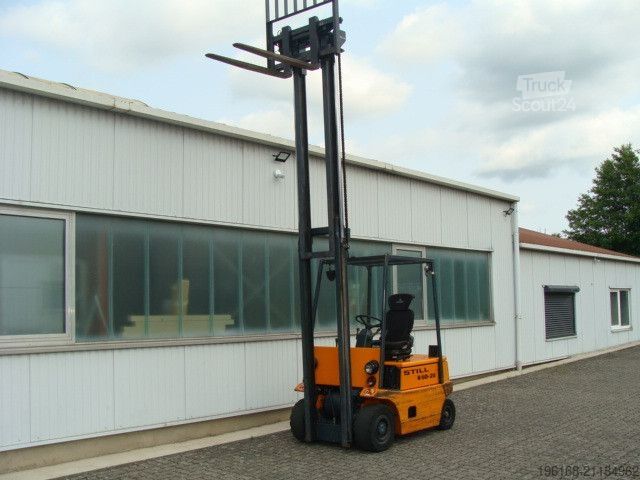 Chariot élévateur frontal STILL R60 - 20
