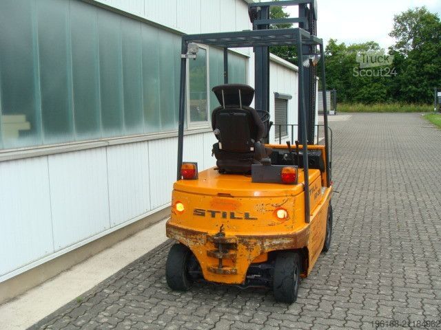 Chariot élévateur frontal STILL R60 - 20