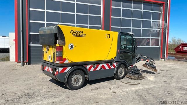 Veegmachine Boschung S3 Kehrmaschine Sweeper / HAKO / BUCHER