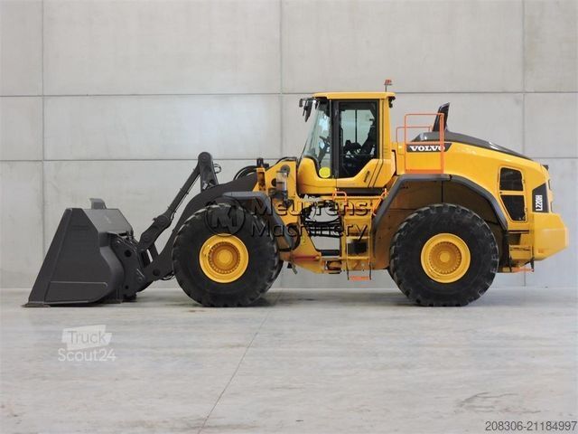 Carregadora de rodas VOLVO L220H