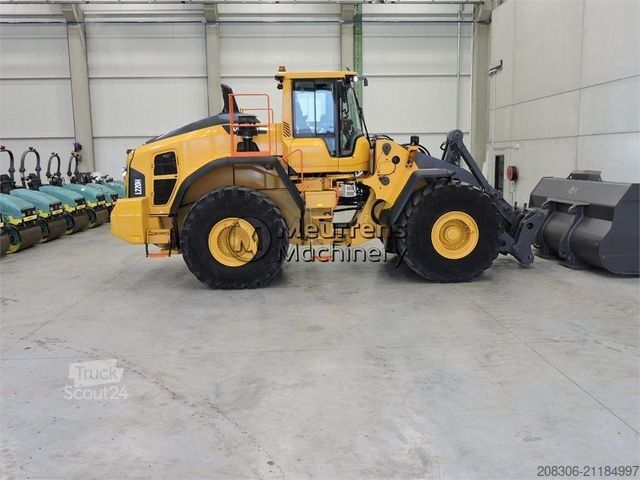 Carregadora de rodas VOLVO L220H