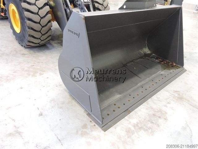 Carregadora de rodas VOLVO L220H