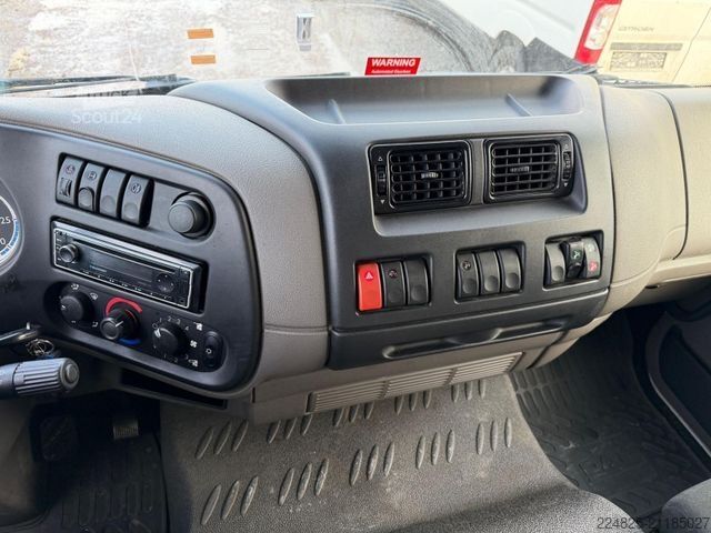 Camion refrigerato DAF FA LF55.250 KÜHLKOFFER+LBW*2014*1HAND*EURO5 EEV*