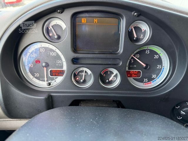 Camion refrigerato DAF FA LF55.250 KÜHLKOFFER+LBW*2014*1HAND*EURO5 EEV*