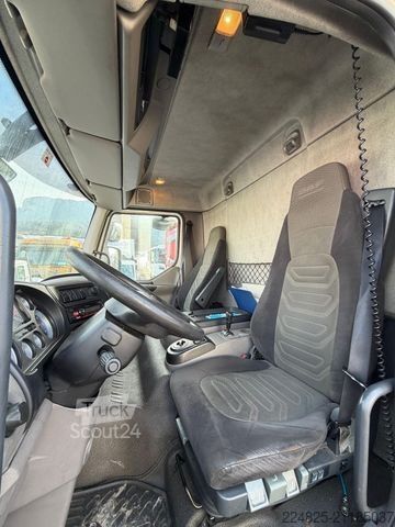 Camion refrigerato DAF FA LF 55.250 KÜHLKOFFER+LBW*2013*1HAND*EURO5 EEV