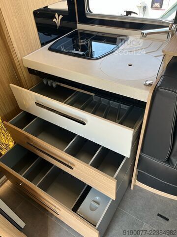 Camping-car haut de gamme Niesmann und Bischoff Arto 88 LF