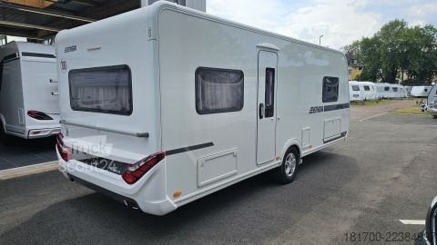 Caravana Hymer/Eriba Nova 530 Mover, Hubstützen,Arktis Paket