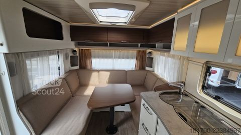 Caravana Hymer/Eriba Nova 530 Mover, Hubstützen,Arktis Paket