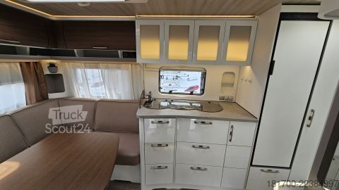 Caravana Hymer/Eriba Nova 530 Mover, Hubstützen,Arktis Paket