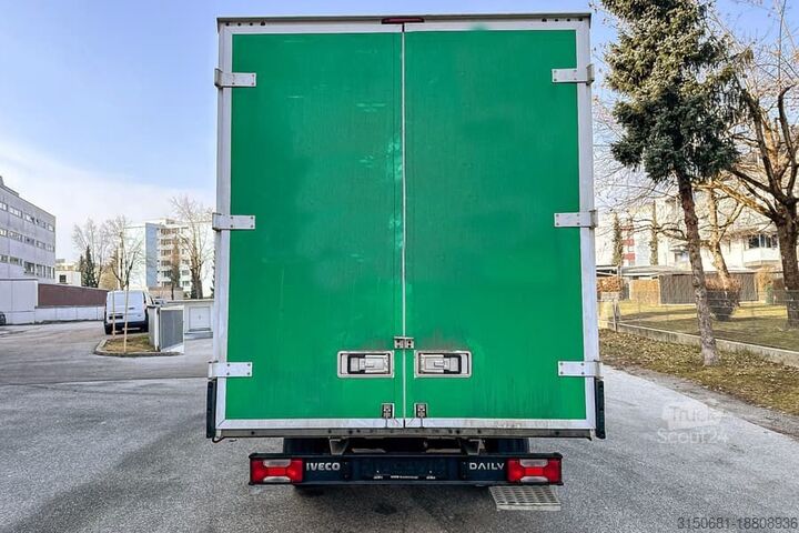 Transportér s kufrom Iveco