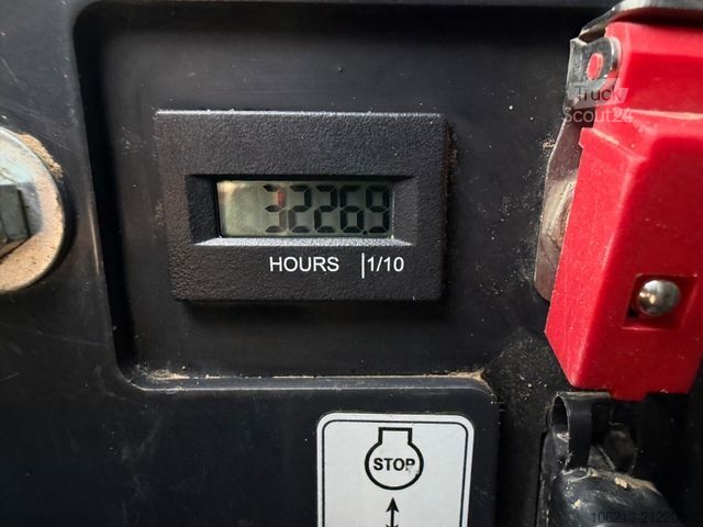 Mini bager EUROCOMACH ES 60 TR, OilQuick OQ45-5