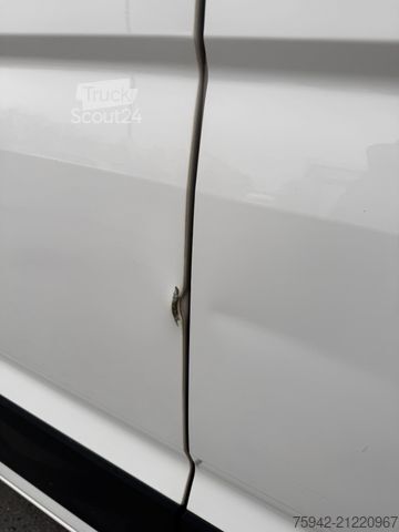 High top van VOLKSWAGEN Crafter Kasten 35 L3H2 LED PDC RFK NAVI