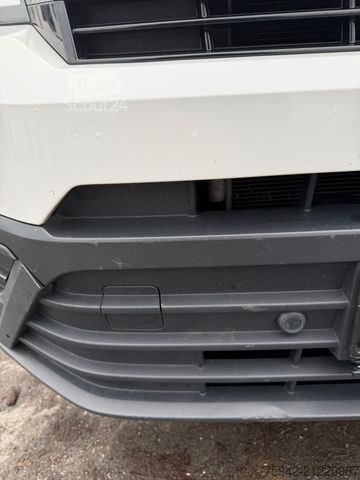 High top van VOLKSWAGEN Crafter Kasten 35 L3H2 LED PDC RFK NAVI