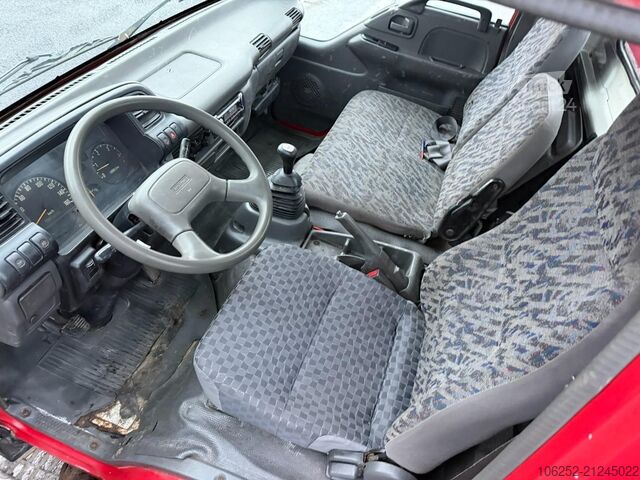 Platforma ładunkowa ISUZU NPR77 - 3.5T - 3.0L DIESEL - PICK-UP 4m75 - MAN...