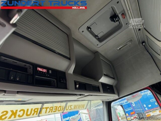 Standard-SZM Volvo FM 370 GLOBETROTTER