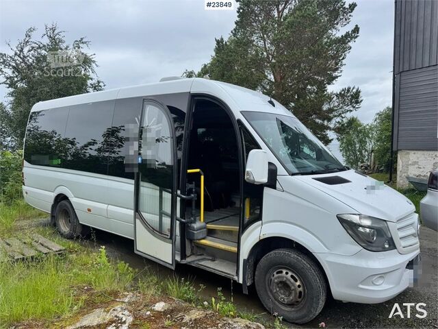 Minibuss Mercedes-Benz Sprinter 516 Minibus – 17 Seats